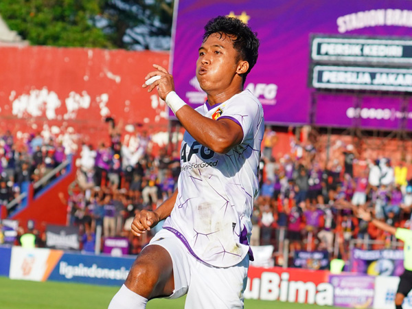 Mohammad Khanafi Tampil Moncer Persik Kediri Berikan Perpanjangan