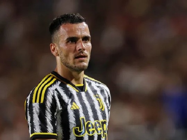 Filip Kostic Belum Pernah Dimainkan Juventus Max Allegri Buka Suara