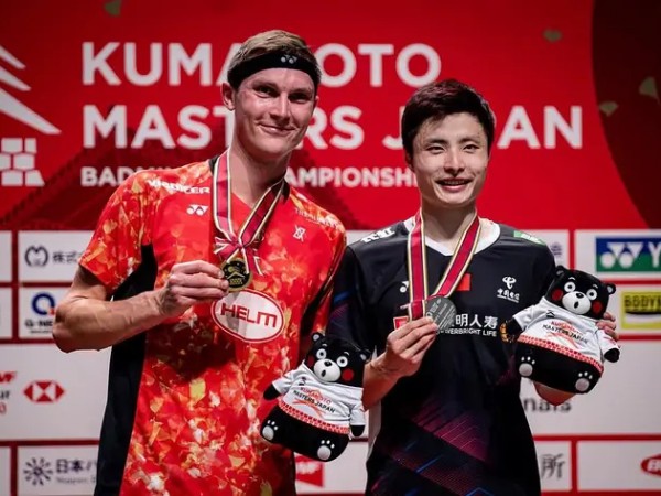 Kalahkan Shi Yuqi Viktor Axelsen Juara Kumamoto Japan Masters