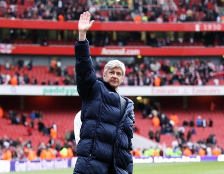 Wenger Ucapkan Selamat Pada Chelsea