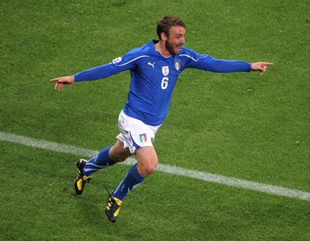 De Rossi Ingin Azzuri Bangkit