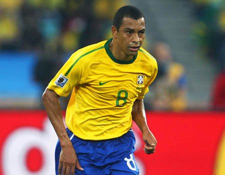 Gilberto Silva Bahagia di Yunani