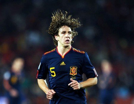 Puyol Kembali Bela Spanyol Hingga 2012