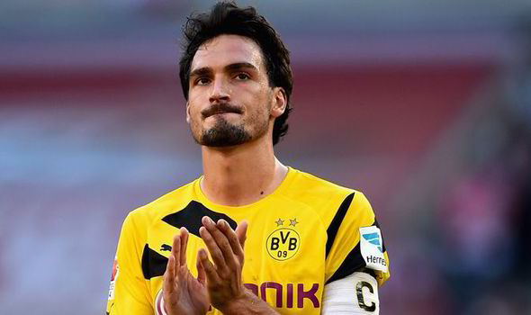 Hummels Setuju Hengkang ke MU