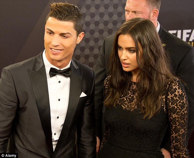 Ini Penyebab Irina Minta Putus Kepada Ronaldo