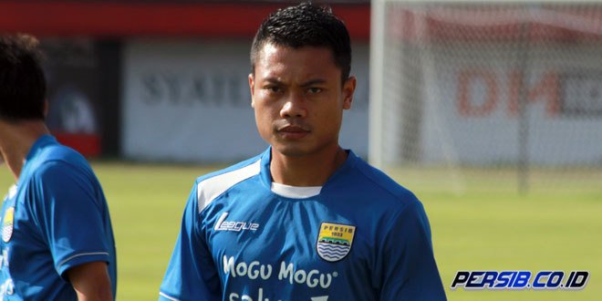 Persib Dibubarkan, Dedi Pilih Jadi Bintang Iklan