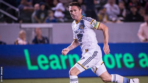 Robbie Keane Perpanjang Kontraknya Di LA Galaxy