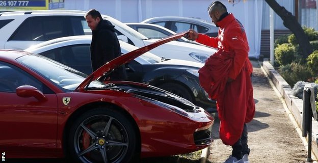 Vidal Ditangkap Polisi Setelah Kecelakaan