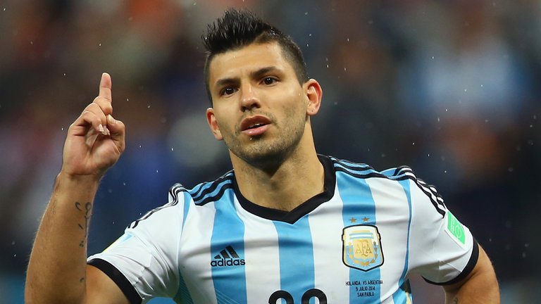 Cinta City, Kun Aguero Tolak Madrid