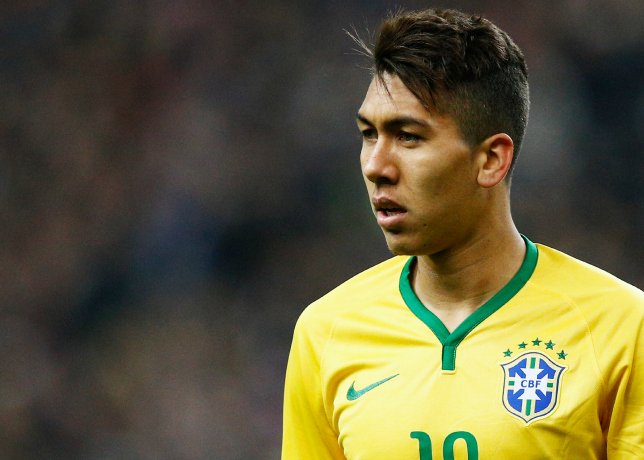 Firmino Resmi Jadi Gelandang Liverpool