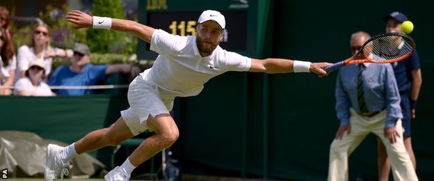 Wimbledon 2015 - Broady Tak Bisa Sembuhkan Sakit Hati Dengan Sang Ayah