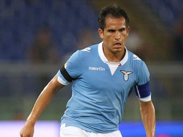 Watford Pimpin Perburuan Mantan Pemain Lazio