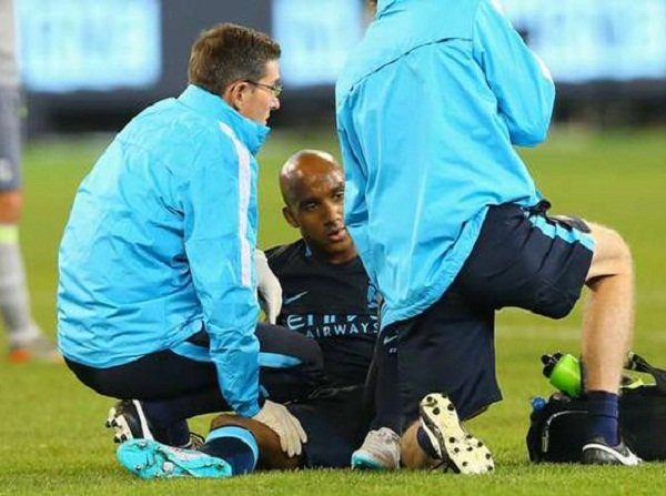 Fabian Delph Absen Pada Laga vs Chelsea Pekan Depan