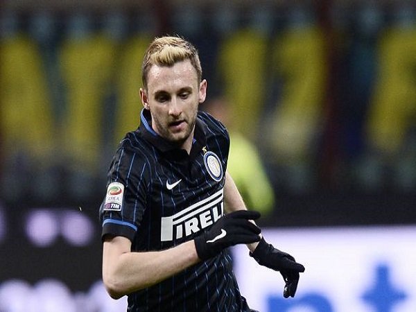 Brozovic Bantah Bermasalah dengan Mancini