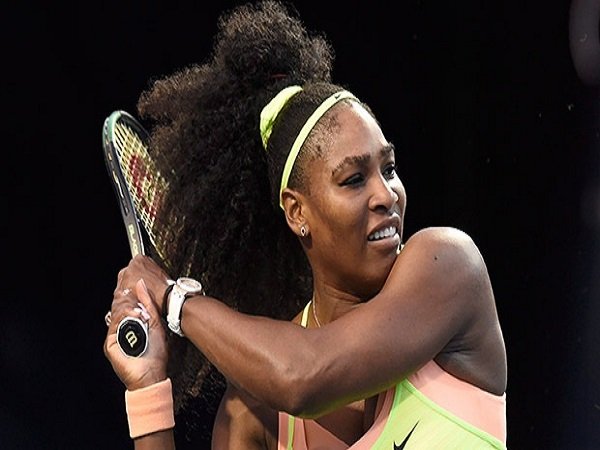 Serena Williams Mengalahkan Andrea Petkovic Untuk Tetap Maju Di Piala Rogers