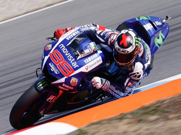 Lorenzo Pimpin Pole Position dan Ciptakan Rekor