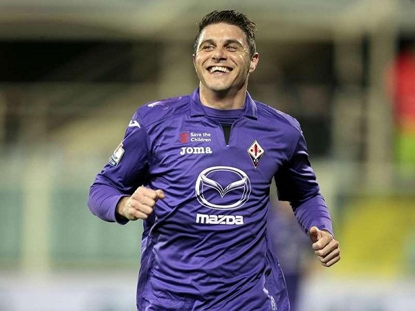 Fans Fiorentina Meminta Joaquin Untuk Bertahan