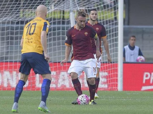 AS Roma Ditahan Imbang Hellas Verona