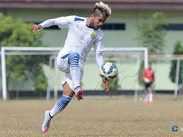 Zulham Zamrun Gagal Perkuat Persib