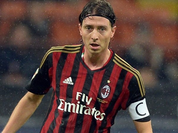 Lazio Sempat Coba Gaet Montolivo Dari AC Milan