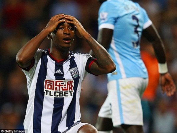 West Brom Denda Berahino Karena Membangkang