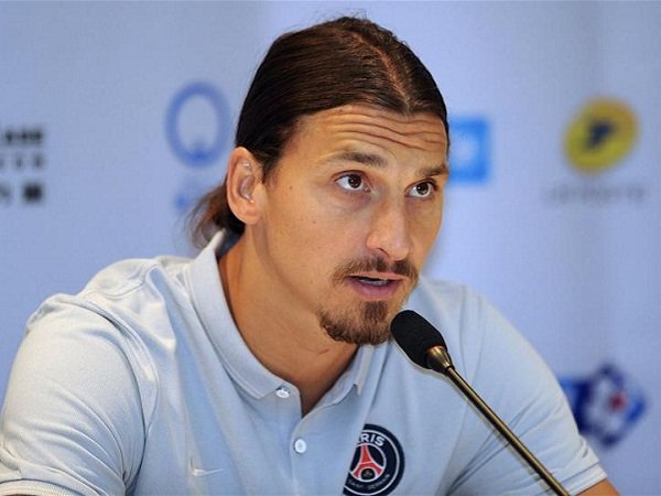 Ibrahimovic Mengklaim Bahwa AC Milan Sangat Ingin Untuk Mengontraknya