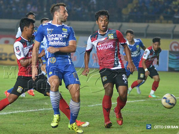 Piala Presiden 2015: Persib Bandung Gulung Persiba Balikpapan 4-0