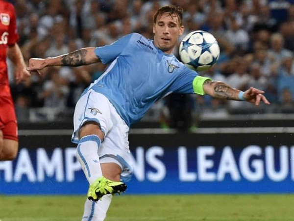 Manchester United Akan Tawar Biglia Bulan Januari