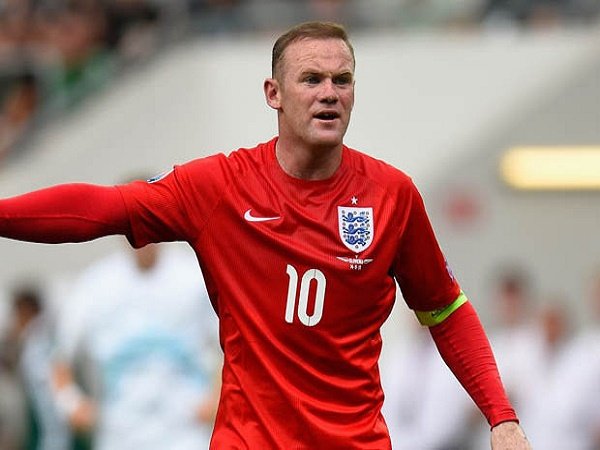 Wayne Rooney Menyamai Rekor Legenda Inggris