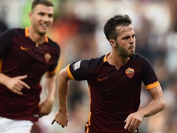 Pjanic Kembali Bermasalah Dengan Engkelnya