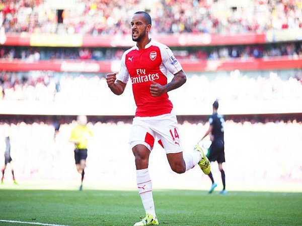 Walcott: Jadwal Padat Bagus Untuk Arsenal