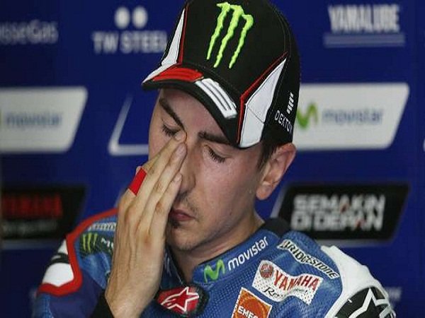 Lorenzo Masih Merasakan Sakit