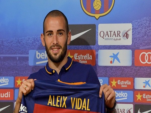 Siapa Pengganti Rafinha, Vidal, atau Turan ?