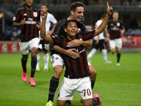 Carlos Bacca Girang Cetak Dua Gol Ke Gawang Palermo