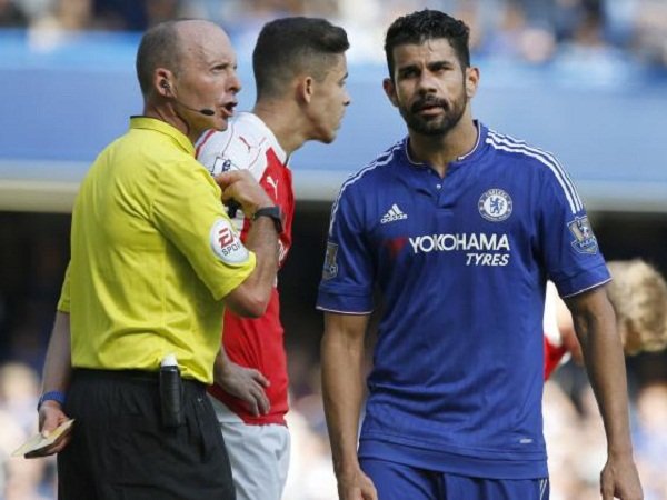 Wenger: Costa Manfaatkan Kenaifan Dean & Gabriel