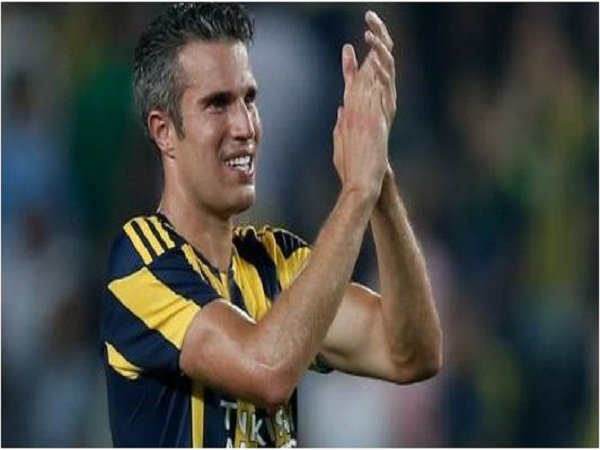 Tampil Sebagai Cadangan, Van Persie Cetak Gol Kemenangan