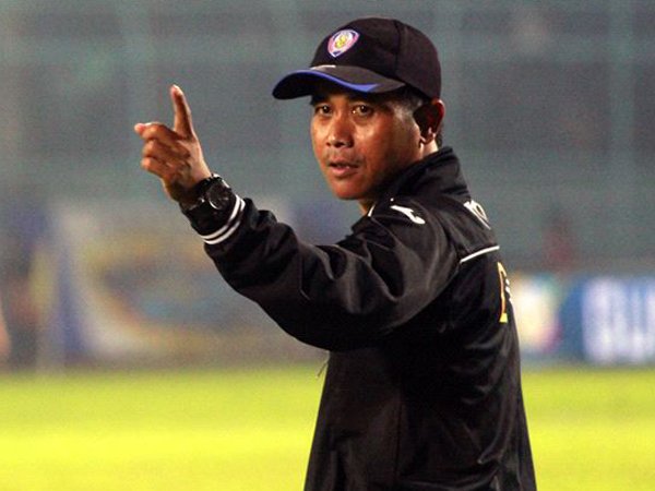 Gethuk Minta Pemain Arema Cronus Lebih Sabar Pada Leg Kedua