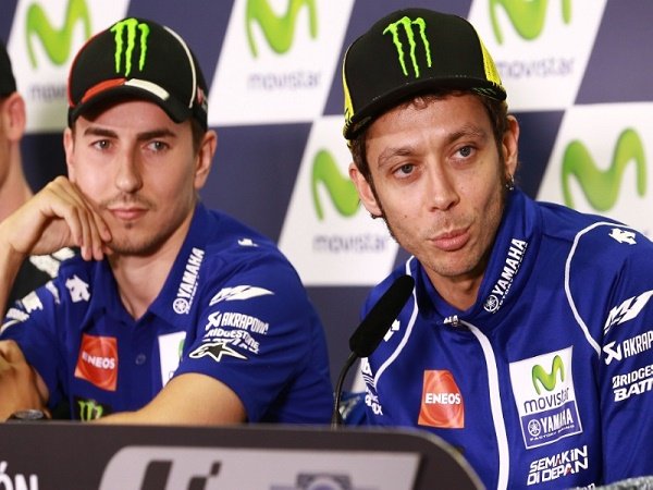 Rossi: Melawan Lorenzo Seperti Saat Lawan Stoner