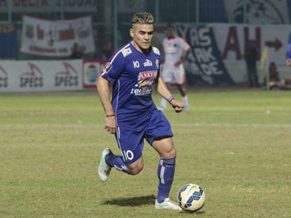 El Loco Tetap Rendah Hati Meski Cetak Hat-trick