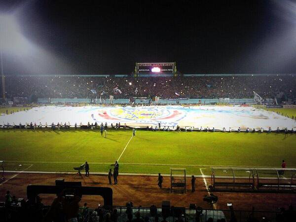 Akan kibarkan Giant Flag,Aremania tantang museum rekor dunia