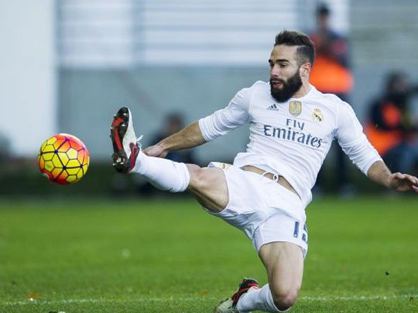 Chelsea coba dapatkan Carvajal 