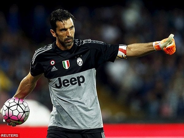 Buffon pernah tolak tawaran City