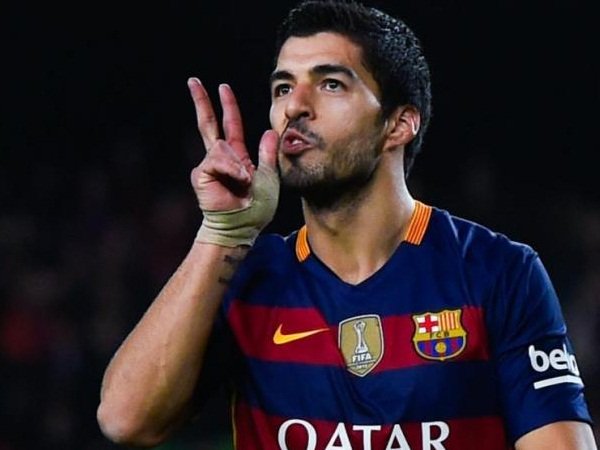 Suarez tak menyesal gagal pindah ke Arsenal