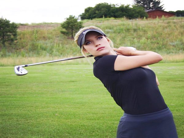 Berita Golf: Arti Besar Sosial Media Bagi Paige Spiranac