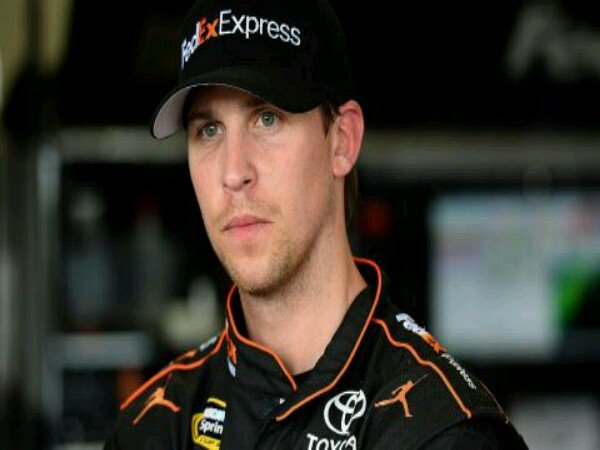 Berita NASCAR: Balapan Besok, Denny Hamlin Optimis Menang