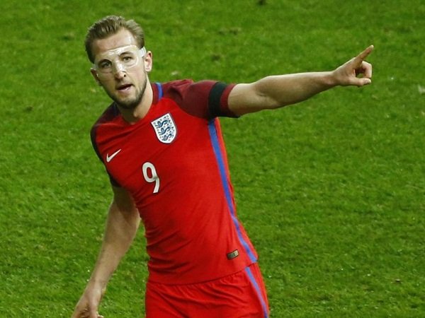 Berita Piala Eropa: Kane incar gelar topskor setelah disamakan dengan Shearer