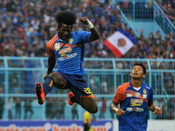 Berita Liga Indonesia: Mantan Pemain Arema Cronus Dicoret Persipura