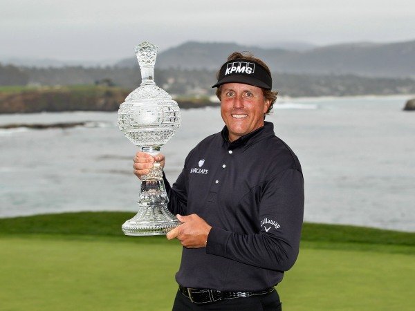 Berita Golf: Terlibat Kasus, Phil Mickelson Rela kehilangan 1 Juta Dollar