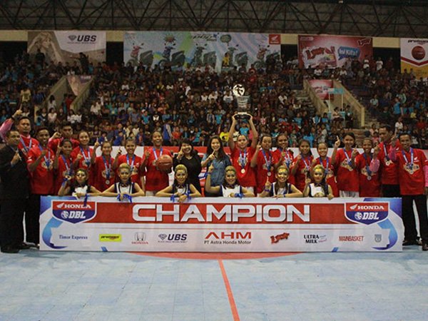 Berita Basket: SMAN 3 Kupang Padukan Gelar Putra dan Putri