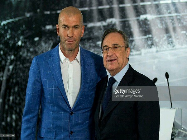 Berita Liga Spanyol: Florentino Perez Sebut Zidane Pengubah Sejarah 